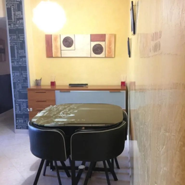 Valentina Apartman Málaga 0*,